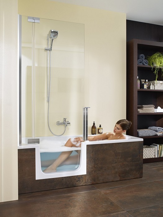 oplossing voor een kleine badkamer: de Roomsaver - UW-badkamer.nl